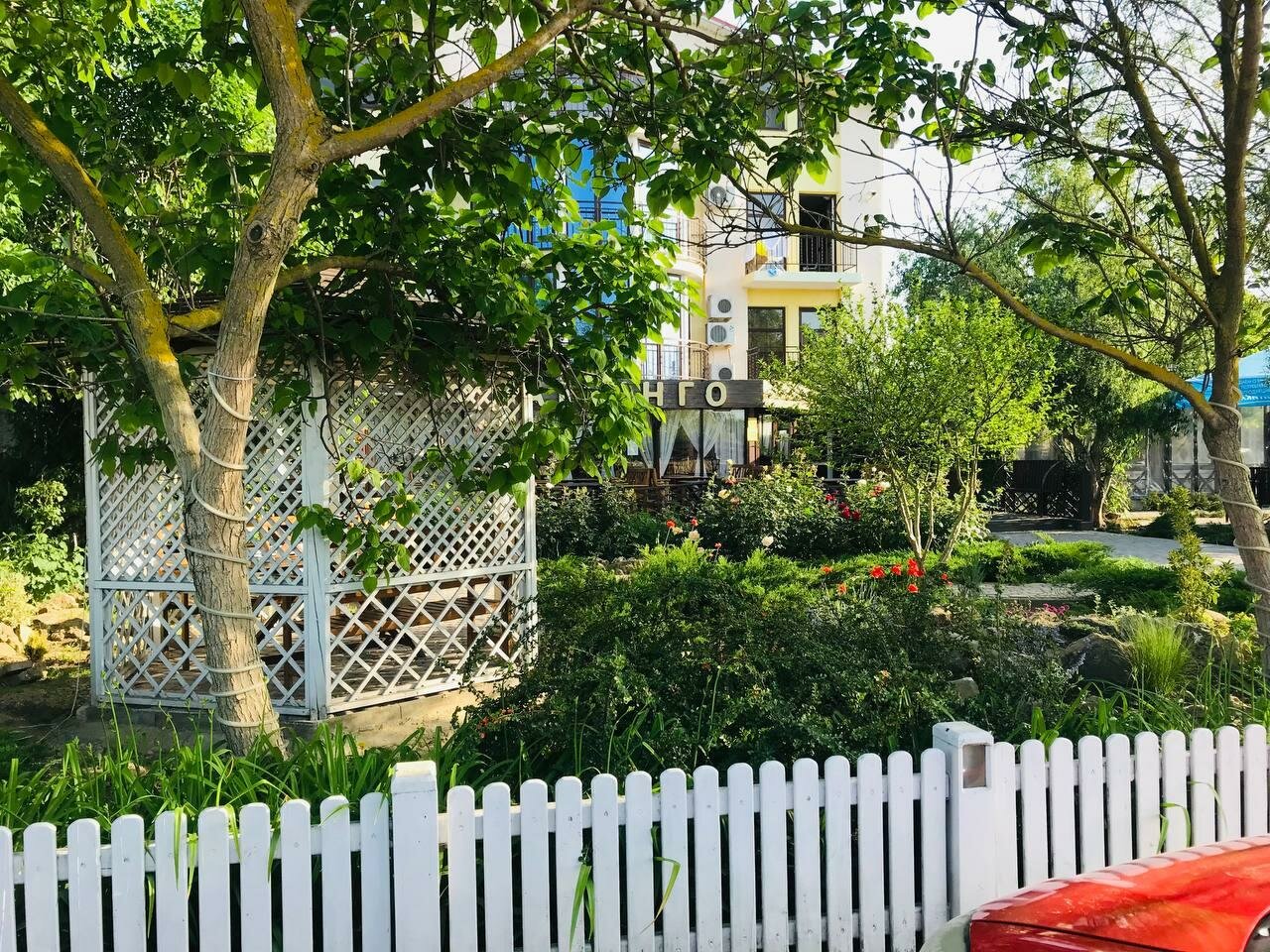 Гостевой дом Фламинго Голубицкая-43