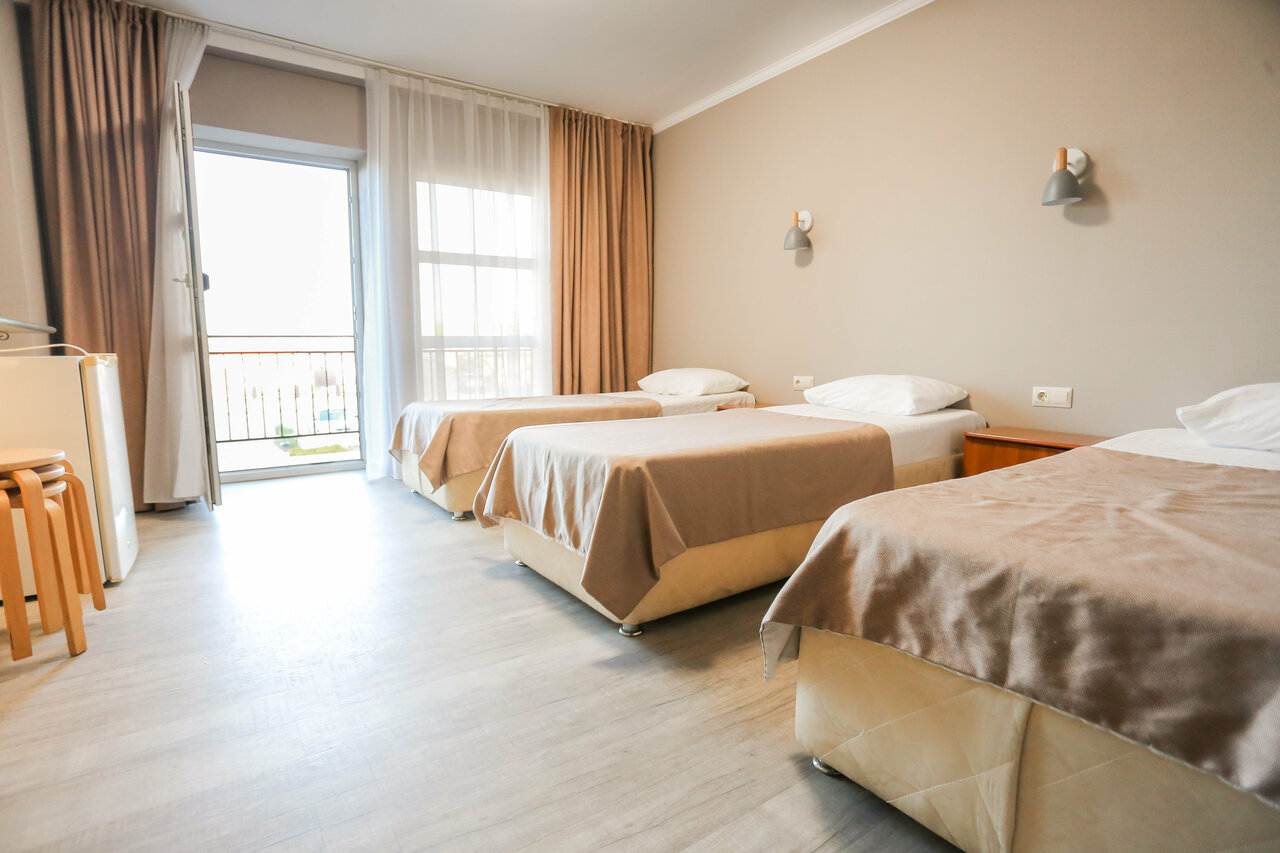 Гостевой дом Фламинго Голубицкая