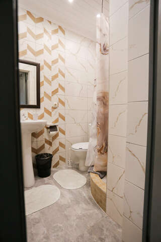 Гостевой дом Фламинго Голубицкая Двухместный номер с 1 кроватью или 2 отдельными кроватями-5