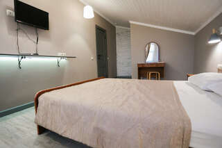 Гостевой дом Фламинго Голубицкая Двухместный номер с 1 кроватью или 2 отдельными кроватями-2