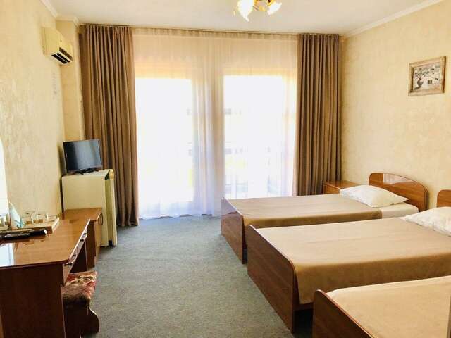 Гостевой дом Фламинго Голубицкая-202