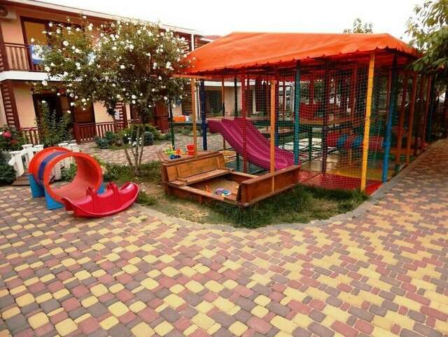 Гостевой дом Фламинго Голубицкая-115